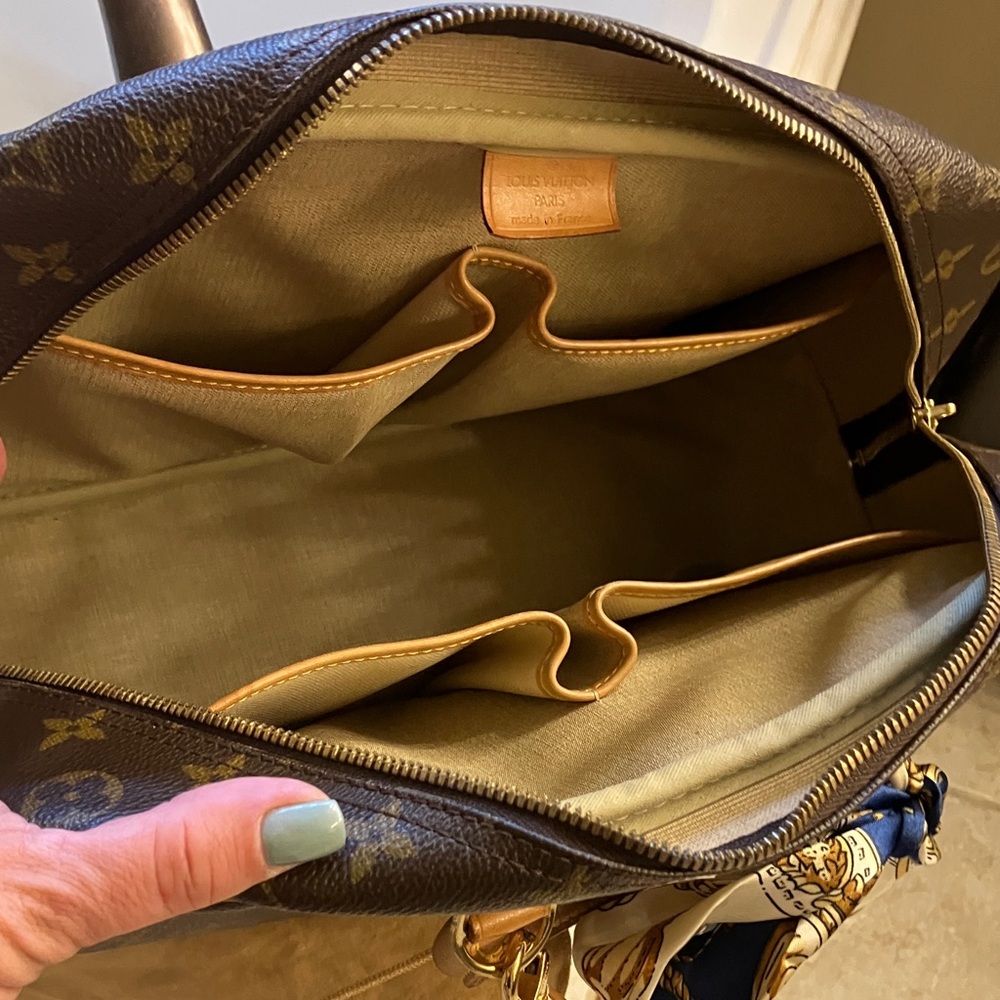 GORGEOUS Authentic Louis Vuitton Deauville with Authentic LV Crossbody Strap!! - Picture 5 of 12